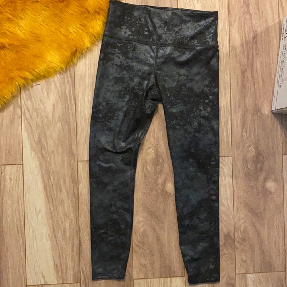 Black and Gray marble athletic leggings